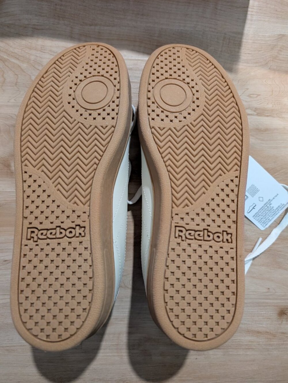 NIB Reebok Court Clean Shoes - Picture 7 of 9
